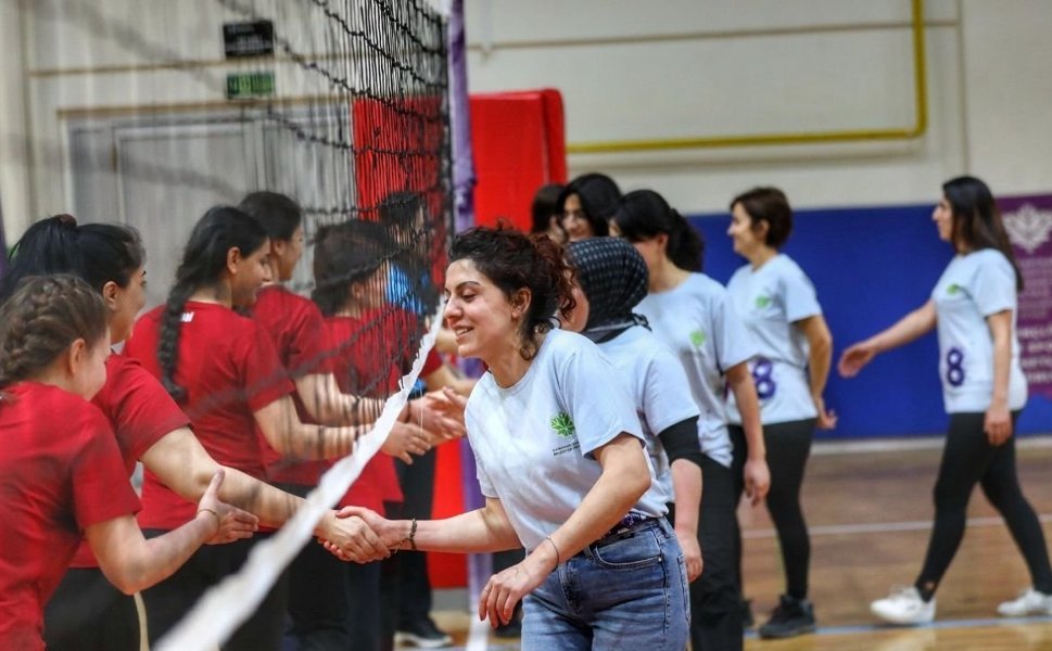 Diyarbakır'da Filenin Sultanları sahnede: Turnuva başladı