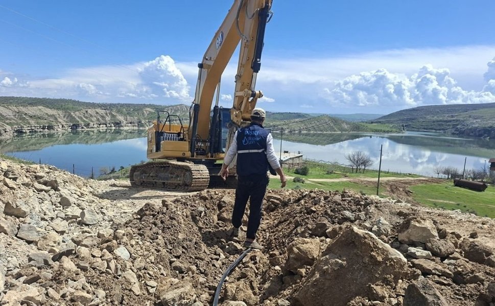 Diyarbakır'ın ilçesine 2 bin 300 metrelik içme suyu hattı
