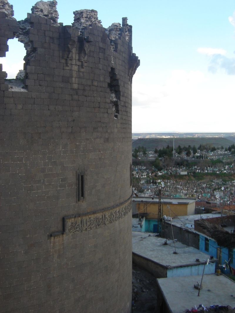 800Px Diyarbakir City Walls