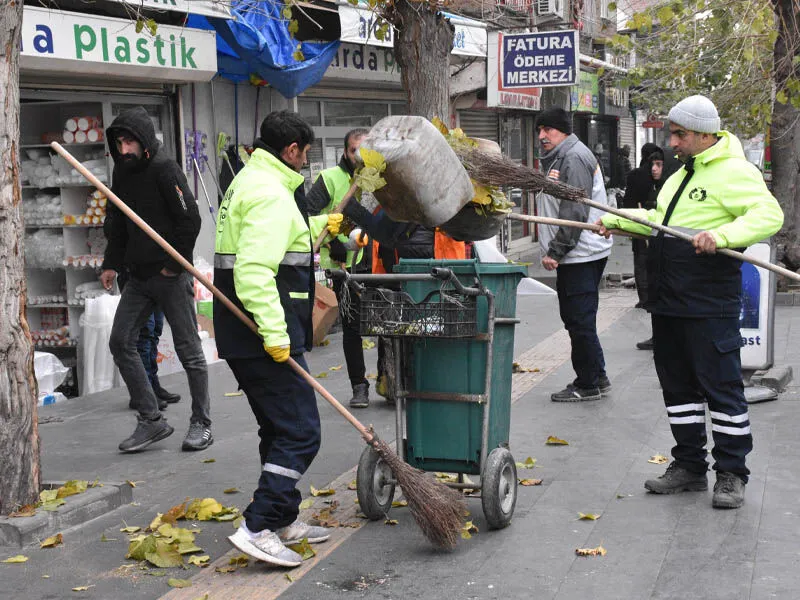 Diyarbakir Baglarda 415 Kisilik Ekip Davul Zurna Esliginde Sahaya Indi5