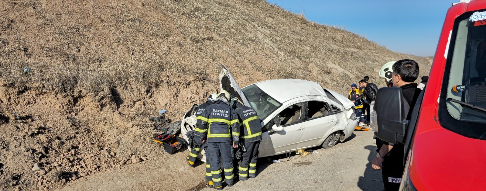 Bismil'de Otomobil Takla Attı 6 Yaralı (2)