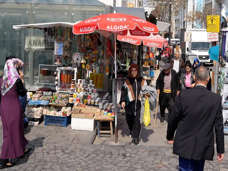 Sanayi Yok, Işsizlik Çok