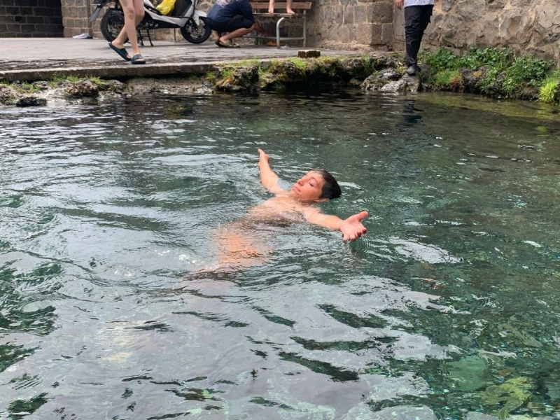 Diyarbakır’daki Anzele’de Yaz Sezonu Başladı, Çocuklar Suya Akın Ediyor