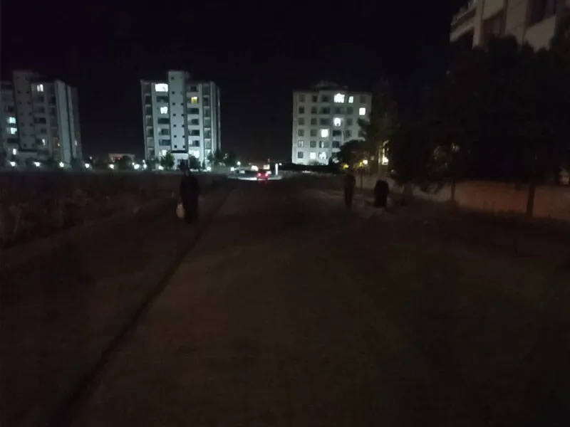 Diyarbakır’da ışıksız kalan mahalle çözüm bekliyor 2