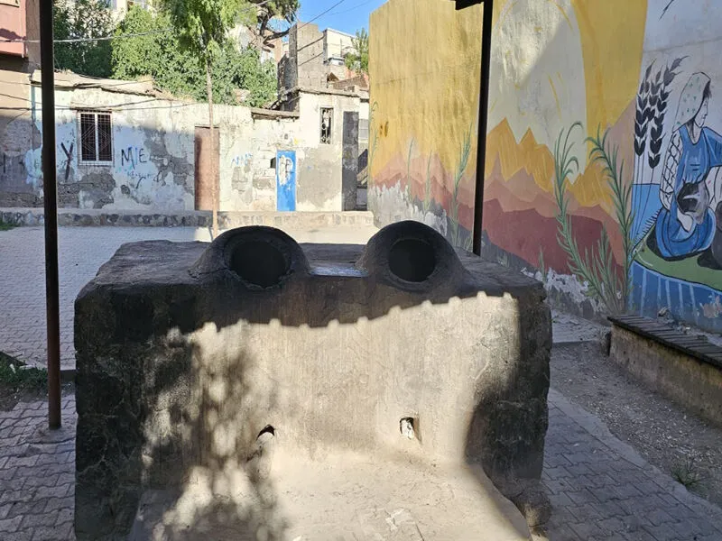Diyarbakır’da kadınlar asırlık tandır geleneğini sürdürüyor-2