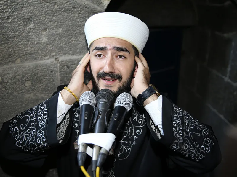 Diyarbakır cami müezzinin motosiklet tutkusu 3