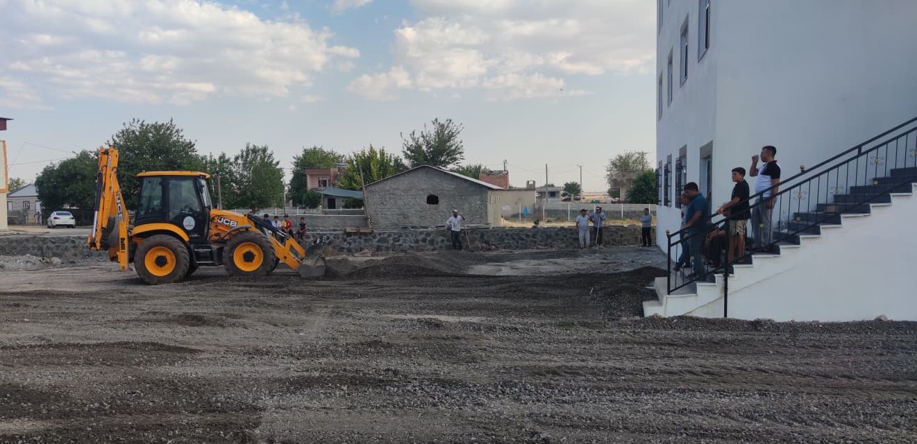 Diyarbakır ‘da camilere yol ve çevre düzenlemesi 1