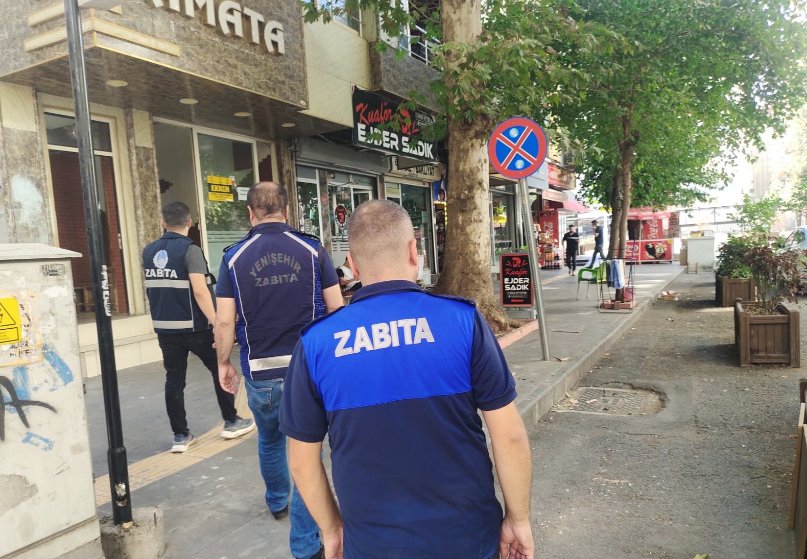 Diyarbakır’da ruhsatsız çay ocaklarına zabıta baskını-2