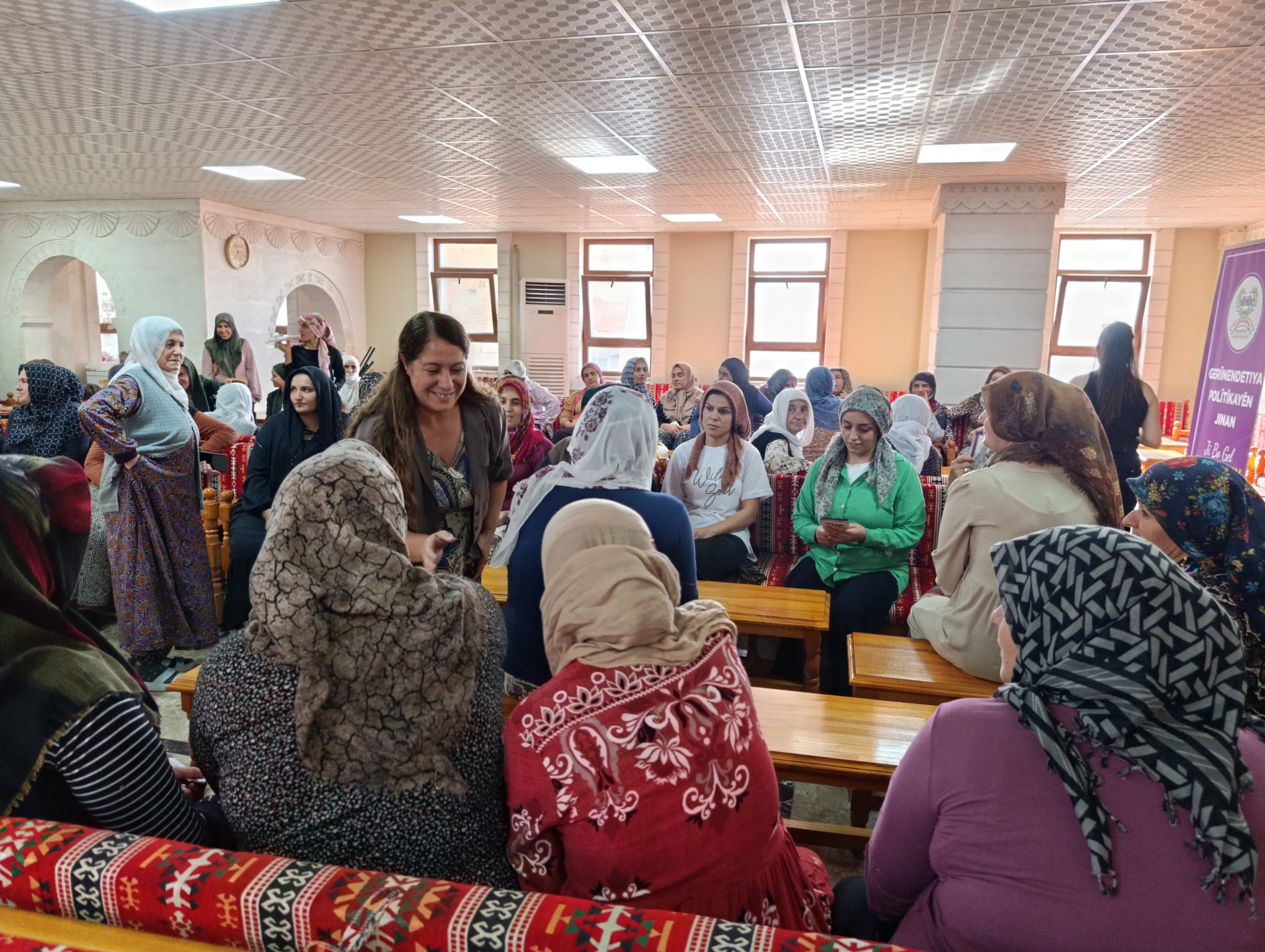 Diyarbakır’da kadınlara 6284 sayılı kanun eğitimi-2