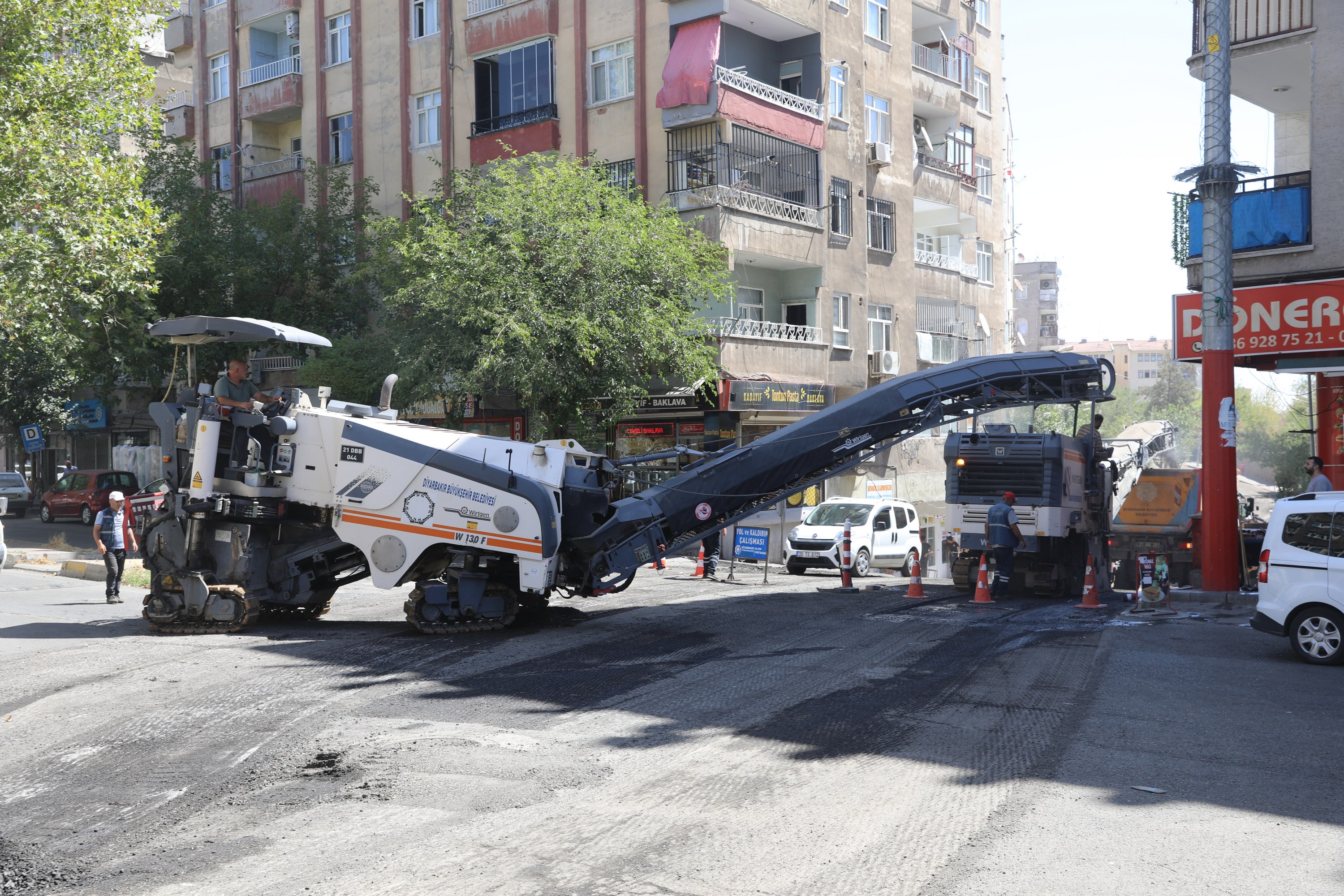 Diyarbakır’da yollar yenileniyor 1