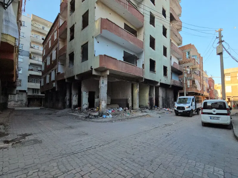 Diyarbakır’daki metruk yapılar meclis gündeminde 1
