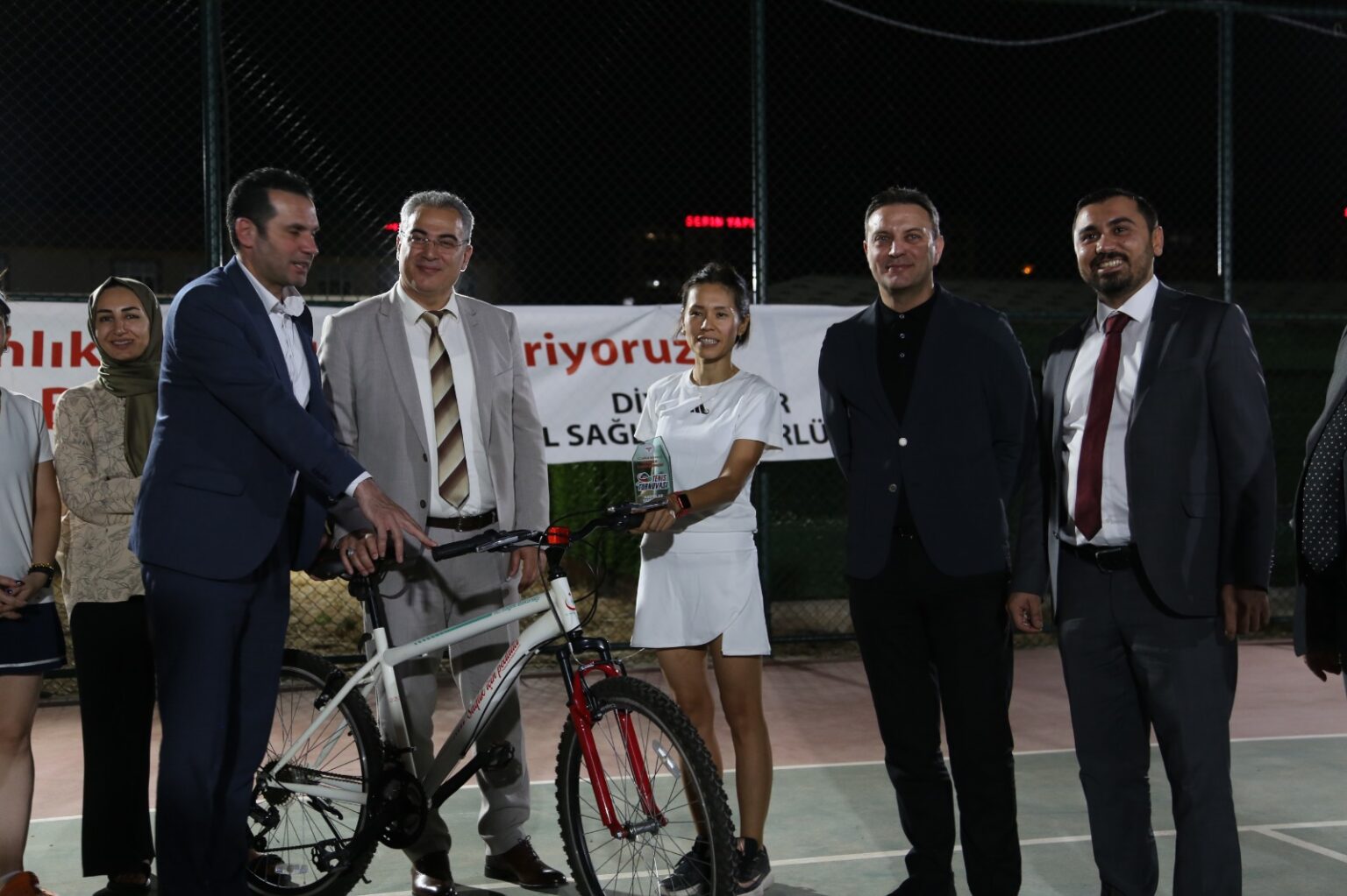 Diyarbakır İl Sağlık Müdürlüğü Tenis Turnuvası sonuçlandı-1