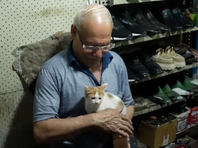 Diyarbakır’da 60 yıllık ayakkabı tamirciliği ustalığı-1