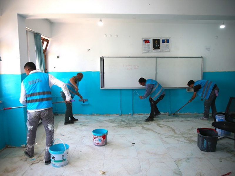 Diyarbakır’da Hükümlülerden 56 Okula Boya Ve Temizlik Desteği (1)