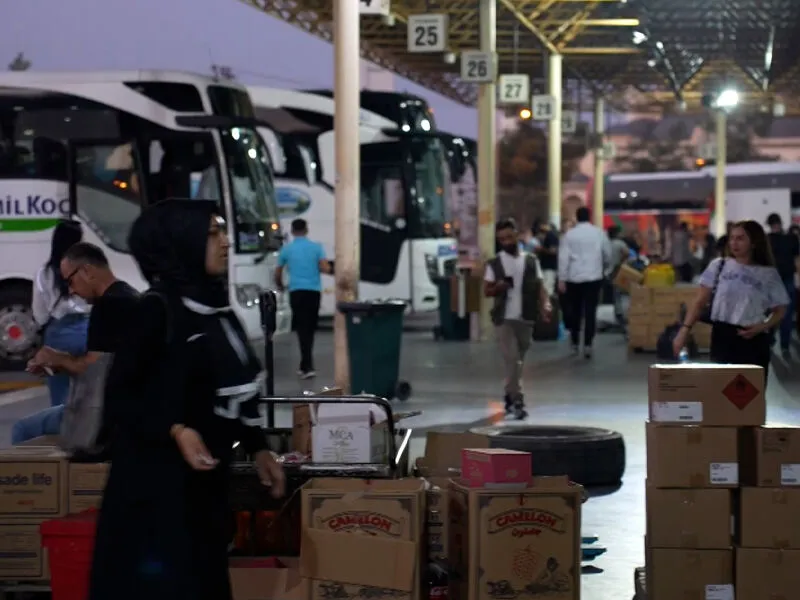 Diyarbakır’da otobüs biletleri cep yakıyor-1