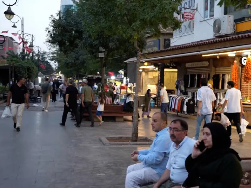 Diyarbakır’da seçim nabzı: Halk kime oy vermek istiyor? 2