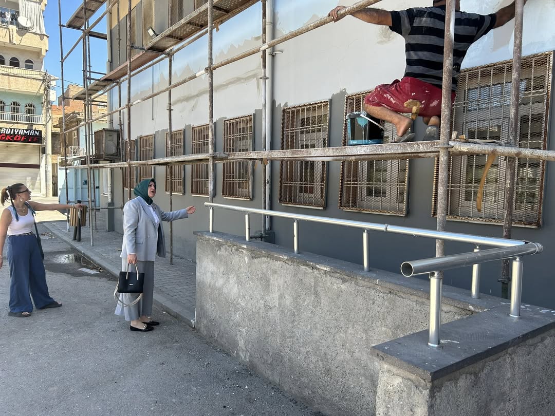Diyarbakır’da muhtardan Fatih İlkokulu’na destek-1