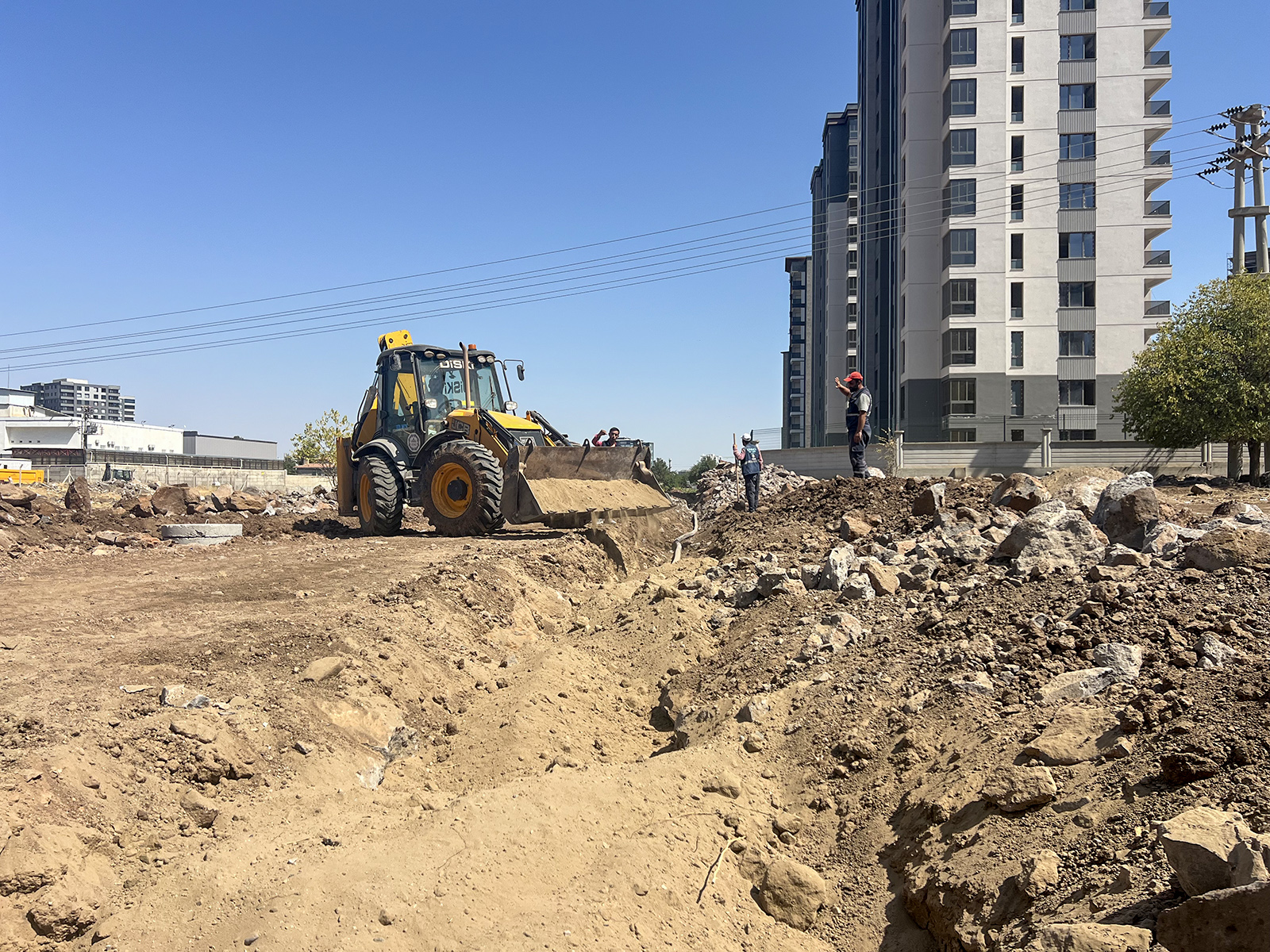 DİSKİ'den Fabrika mahallesi'ne 400 metrelik içme suyu hattı 1