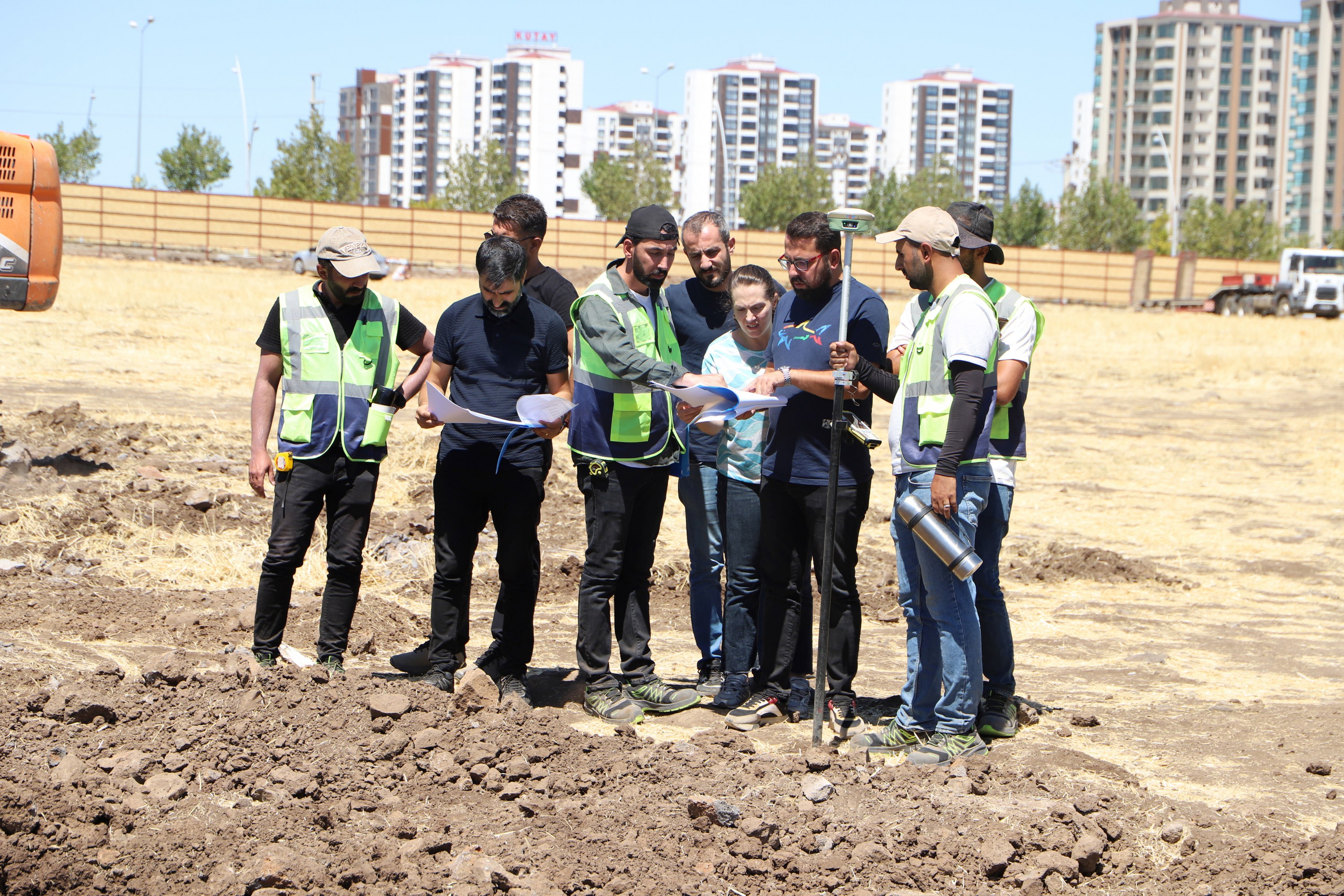 Mezopotamya Kent Parkı’nda çalışmalar devam ediyor-2