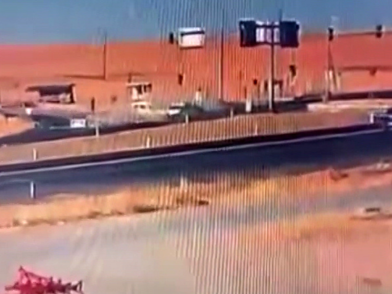Kavşakta Ters Yönden Çıkan Araç Kazaya Sebep Oldu (1)