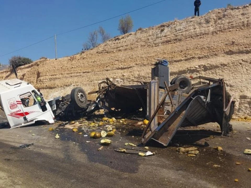 Diyarbakır Otobüsüne Çarptı