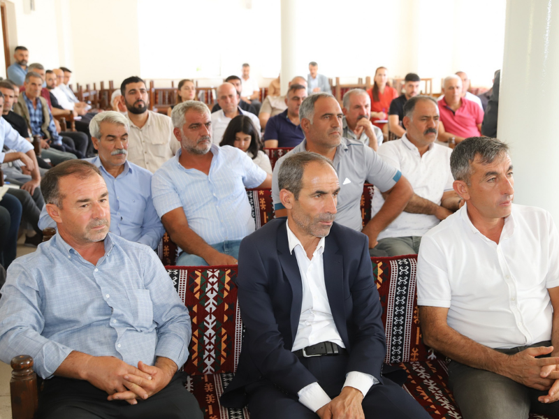 “Yol Ve Su En Büyük Sorun”