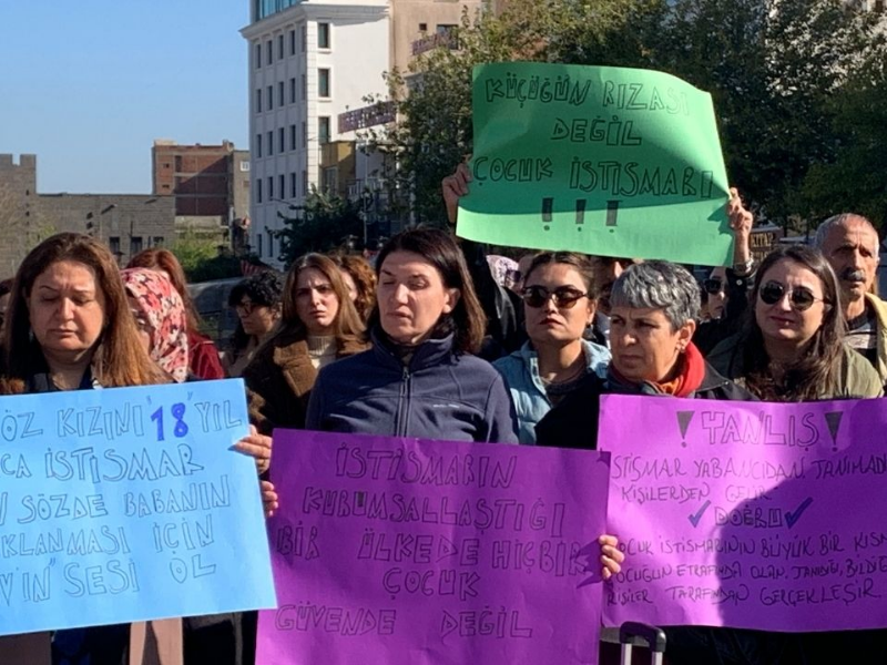 Babasının Istismarına Uğrayan Kadın Için Diyarbakır’da Adalet Çağrısı1