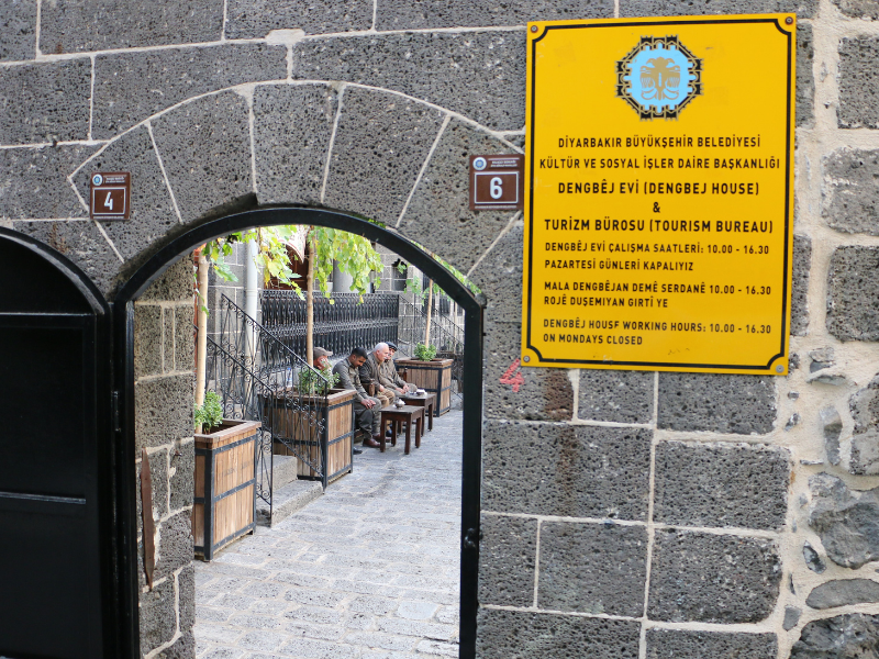 Batman’dan Gelen 32 Yaşındaki Enes Çakar Ise Gençlerin Ilgisizliğine Dikkat Çekti21