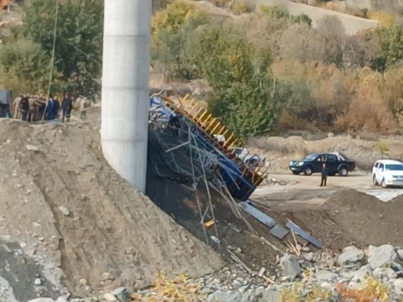 Çökme Nedeni Araştırılıyor