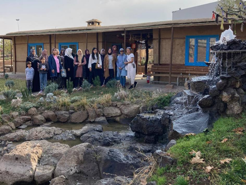 Diyarbakır’da Kadınlar Doğada Tıbbi Ve Aromatik Bitkileri Keşfetti3