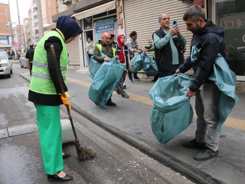Diyarbakır’da Mahallelerde Büyük Temizlik Seferberliği Başladı3