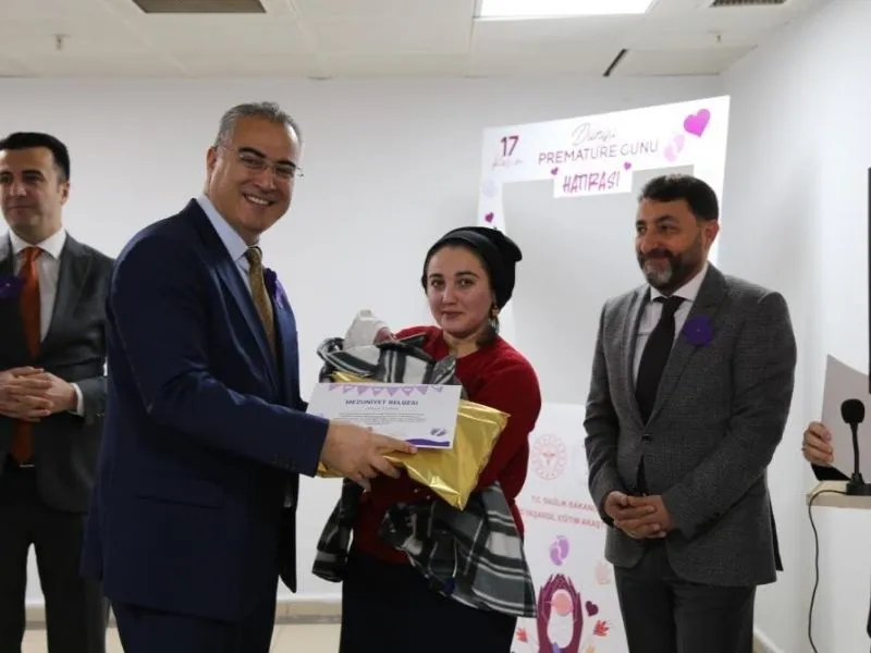 Diyarbakır’da Prematüre Farkındalığı İçin Mor Balonlar Uçuruldu2