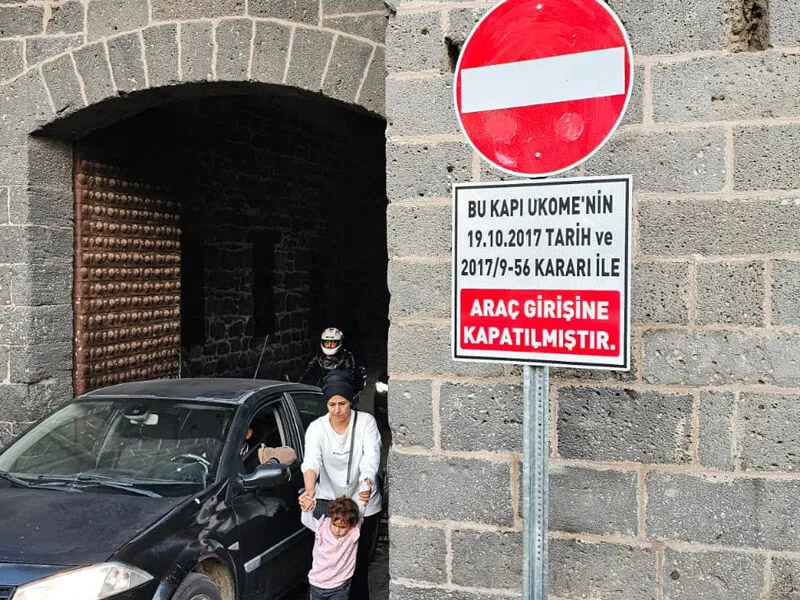 Hz. Süleyman Camii Çevresine Araçların Girmesi