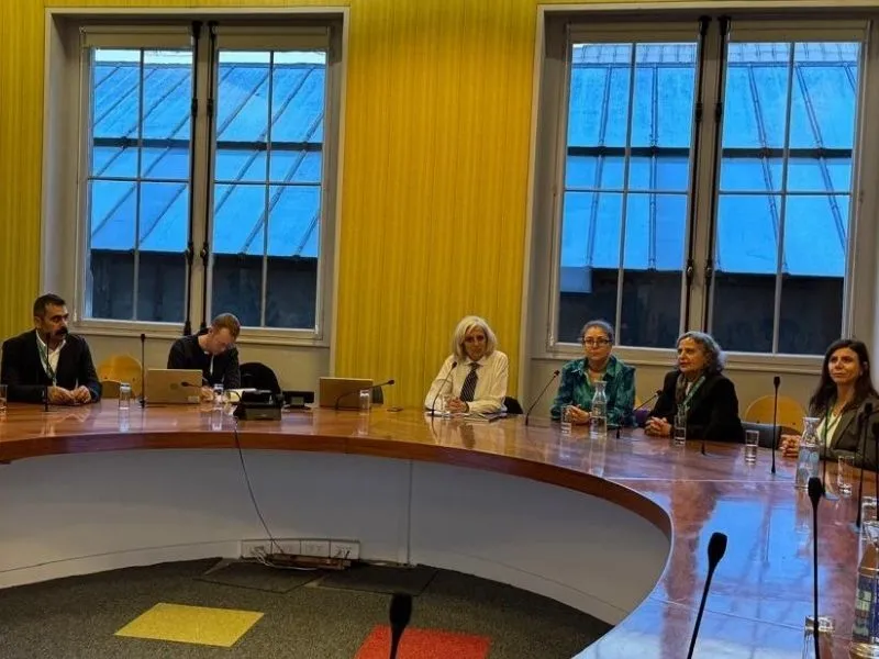 Diyarbakır Heyeti Paris’te Gültan Kışanak'ta Programda Yer Aldı3