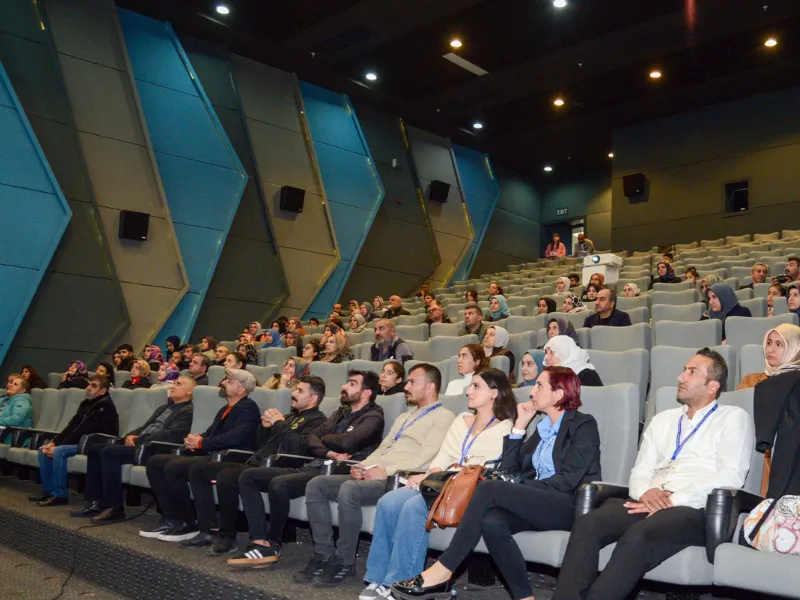 Diyarbakır’da Eğitimden Uyarı Ailenin Rolü Önemli2