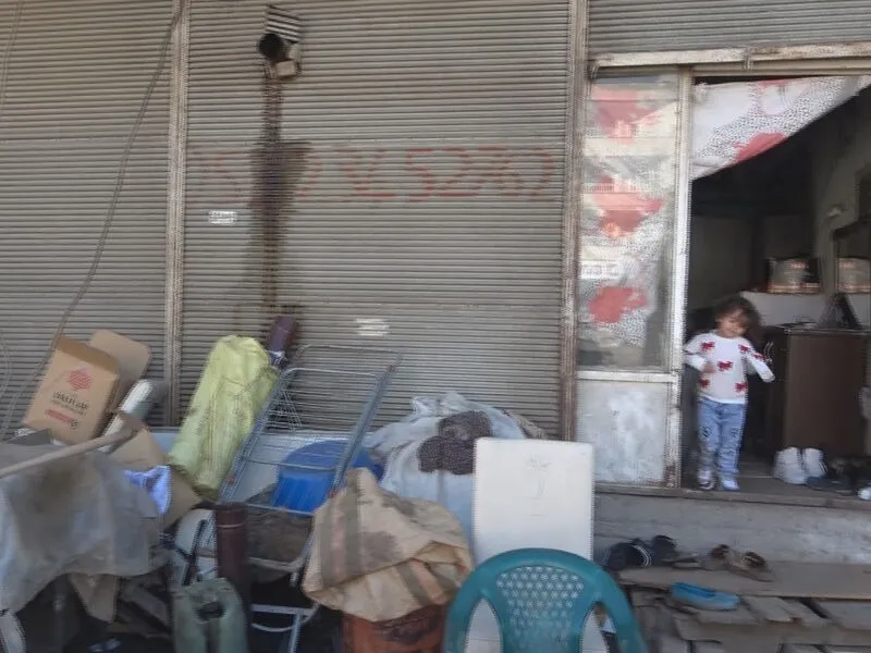 Diyarbakır’da Küçük Ev, Büyük Sorun 9 Kişilik Aile Sadece 8 Metrekarede3