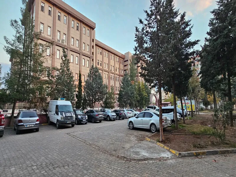 Diyarbakır’da Taziye Evi Tartışma Yarattı Sakinler Rahatsız2