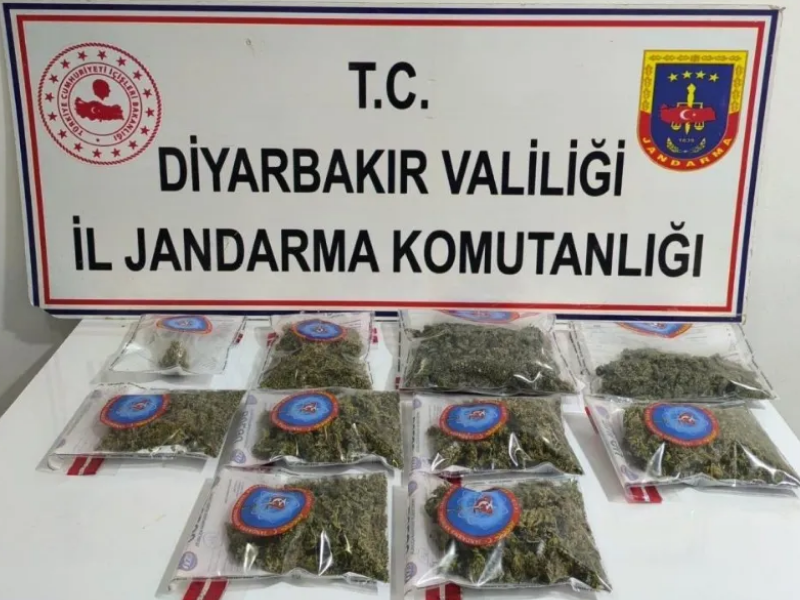 Diyarbakır’da Uyuşturucu Şebekesine Operasyon2