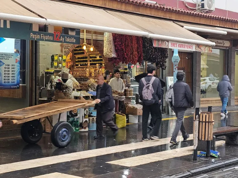 Tarihi Bölgelerde Düşüş Daha Belirgin