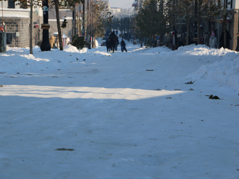 “6 Gündür Dükkanlar Kapalı, Müşteri Gelmiyor”