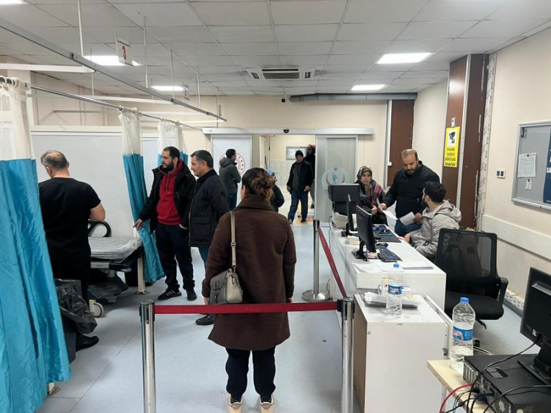 Eller Cepte Olmamalı, Destek Alınmalı