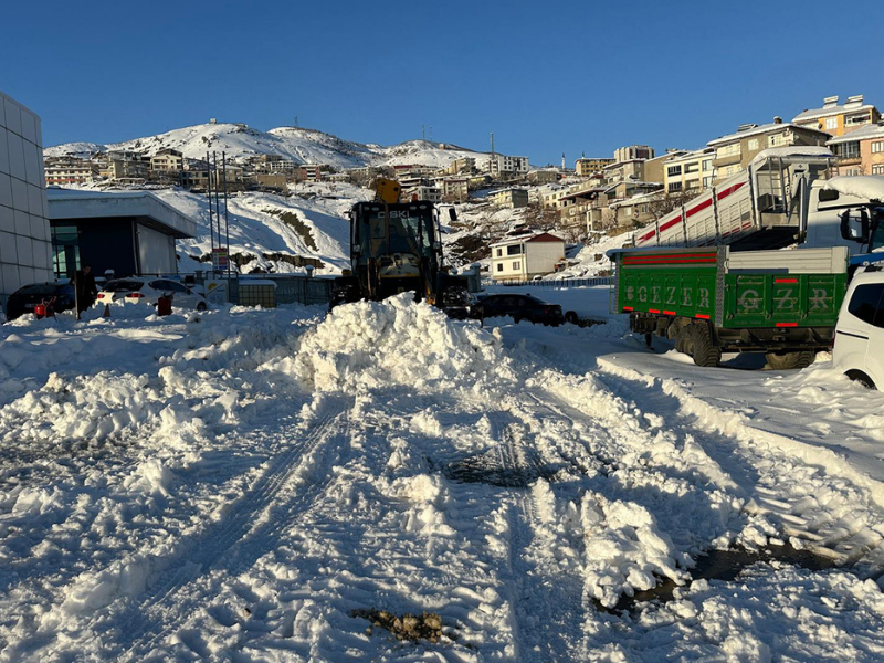 Kent Merkezinde Kritik Güzergâhlar Açık Tutuluyor
