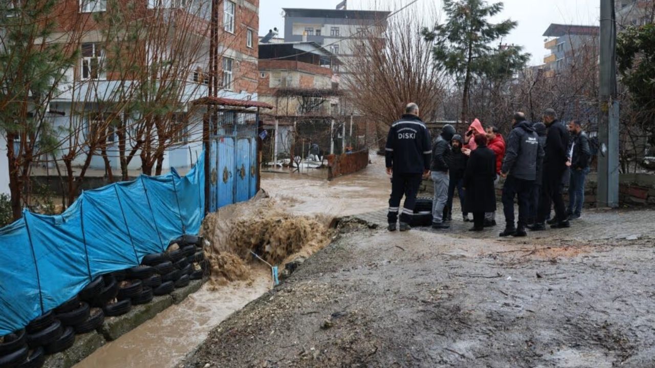 Diyarbakir Silvan Sel2